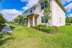 4144 Greenway Dr, Hollywood, FL 33021, Sold 07/15/25