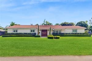 8860 Sw 155th Ter, Palmetto Bay