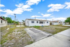 20911 NW 30th Ct, Miami Gardens, FL 33056, Sold 05/30/25