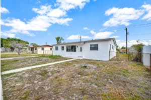 20911 NW 30th Ct, Miami Gardens, FL 33056, Sold 05/30/25
