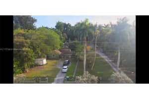 308 Nw 159th St, Miami