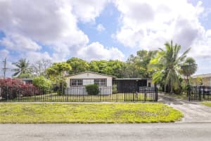 17611 NW 12th Ave, Miami, FL 33169, Sold 04/25/25