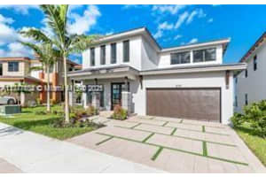 8741 NW 159th St, Miami Lakes, FL 33018, Sold 04/28/25