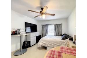 7537 Buccaneer Ave b, North Bay Village, FL 33141, - MLS#A11777245