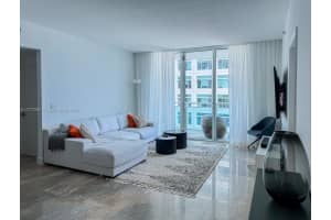 950 Brickell Bay Dr APT 1504, Miami, FL 33131, - MLS#A11777257
