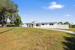9025 SW 56th St, Miami, FL 33165, Sold 08/07/25