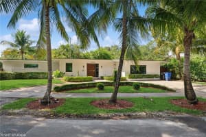 2180 Ne 191st Dr, North Miami Beach
