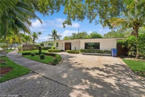 2180 NE 191st Dr, North Miami Beach, FL 33179, - MLS#A11777329