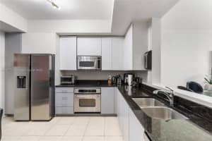 3340 NE 190th St APT 304, Aventura, FL 33180, Sold 08/05/25
