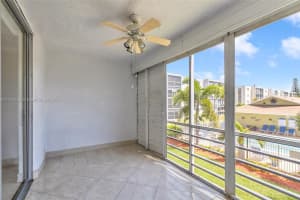 1025 SE 3rd Ave APT 201, Dania Beach, FL 33004, Sold 05/29/25