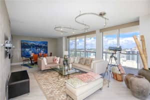 6365 Collins Ave APT 2401, Miami Beach, FL 33141, - MLS#A11777496
