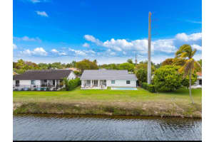 8430 SW 83rd St, Miami, FL 33143, Sold 05/09/25