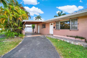 1635 SW 71st Pl, Miami, FL 33155, Sold 06/11/25