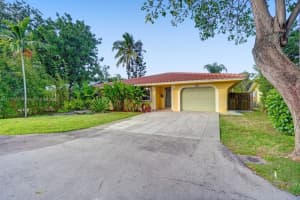 755 Nw 35th St Oakland Park, FL 33309 - MLS#A11777595