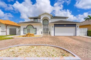 16075 Sw 149th Ter, Miami