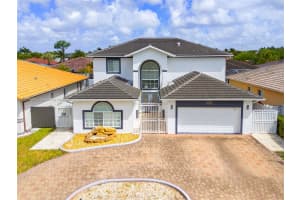 16075 SW 149th Terrace, Miami, FL 33196, - MLS#A11777608