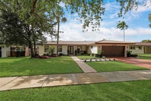 14720 Dade Pine Ave, Miami Lakes, FL 33014, Sold 08/15/25