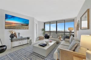 1000 E Island Blvd, Aventura, FL 33160, Sold 05/16/25