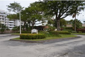 1800 Ne 114th St 1903, Miami