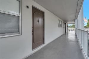 4800 Hillcrest Ln APT 207, Hollywood, FL 33021, - MLS#A11777704