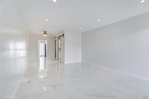 641 Española Wy APT 35, Miami Beach, FL 33139, - MLS#A11777782