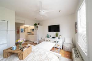 235 Sunrise Ave, Palm Beach, FL 33480, Sold 06/20/25