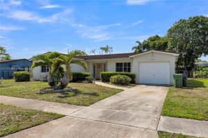 6924 Nw 8th Ct, Margate