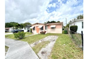 616 NW 3rd Ct, Hallandale Beach, FL 33009, - MLS#A11778000