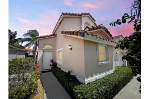 1088 SE 6th Ave, Dania Beach, FL 33004, Sold 05/28/25