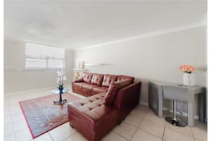 1811 Jefferson St APT 304, Hollywood, FL 33020, - MLS#A11778071
