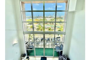 253 Ne 2nd St 631 Miami, FL 33132 - MLS#A11778129