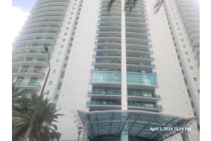 Jade at Brickell Bay, 1331 Brickell Bay Dr, Miami, FL 33131, Sold 09/02/25