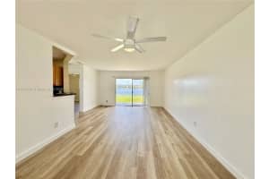 3449 Nw 44th St 101, Oakland Park