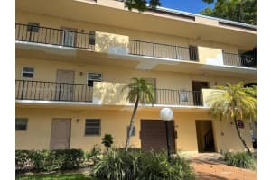 151 Berkley Rd 206, Hollywood
