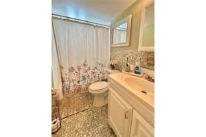 7910 Taft St 303, Pembroke Pines, FL 33024 Sold 09/10/25