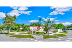 1500 NE 141st St, North Miami, FL 33161, Sold 08/01/25