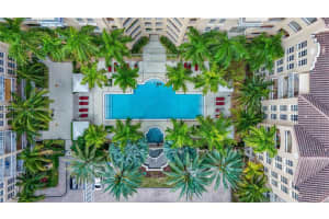 3001 NE 185th St APT 127, Aventura, FL 33180, Sold 09/26/25