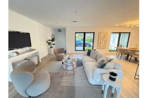 2800 NE 56th Ct, Fort Lauderdale, FL 33308, Sold 08/04/25