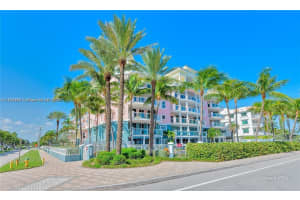 2051 SE 3rd St, Deerfield Beach, FL 33441, - MLS#A11778464