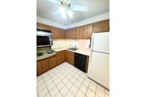 8851 N New River Canal Rd 16e Plantation, FL 33324 - MLS#A11778470