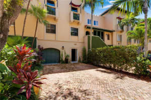 6147 Paradise Point Dr, Palmetto Bay, FL 33157, Sold 06/30/25