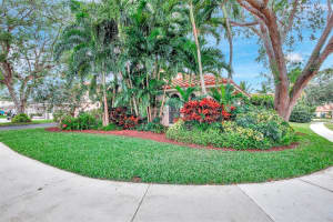 3272 Beechberry Cir Davie, FL 33328 - MLS#A11778541