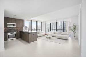 88 SW 7th St Apt 2411, Miami, FL 33130, - MLS#A11778601