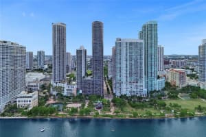 488 NE 18th St, Miami, FL 33132, Sold 05/19/25