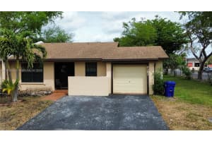 9291 E Fern Ln, Miramar