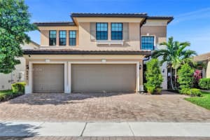 8665 E Baypoint Cir, Parkland, FL 33076, Sold 06/10/25