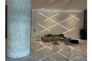 3300 Ne 192nd St 616, Aventura
