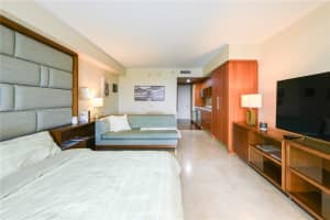 50 Biscayne Blvd, Miami, FL 33132, Sold 05/20/25