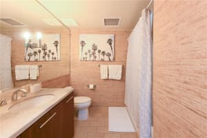 50 Biscayne Blvd, Miami, FL 33132, Sold 05/20/25
