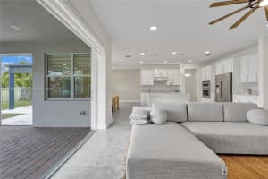 1348 Silk Oak Dr, Hollywood